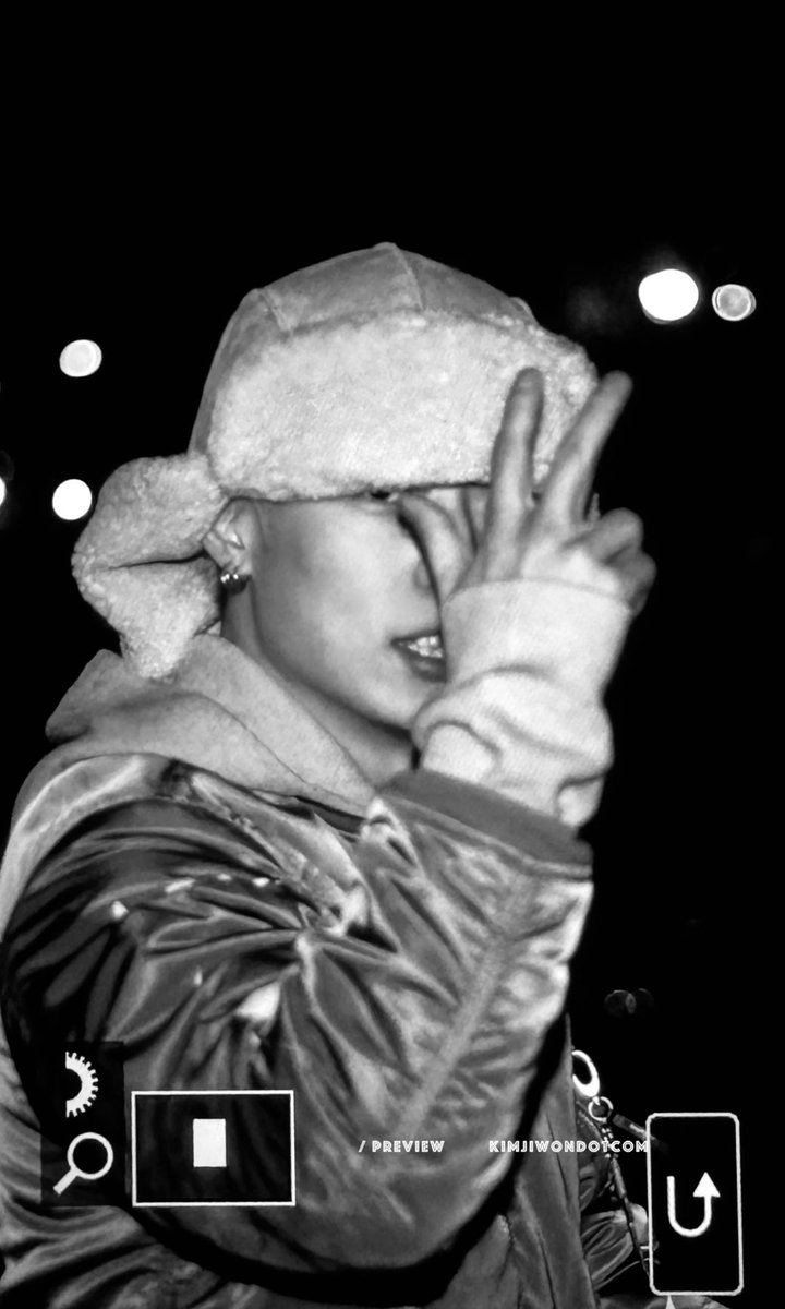 김지원닷컴 tweet media