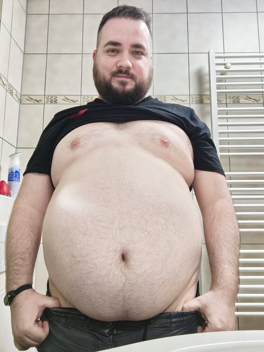 After Christmas days - Belly