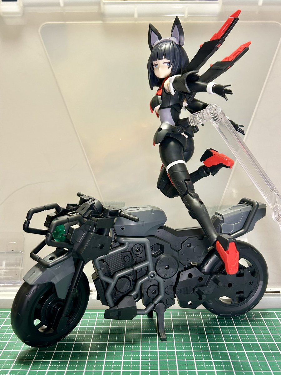 先日買った 30MSミコルル 30MMエグザビークル(ブーストワイルドバイク