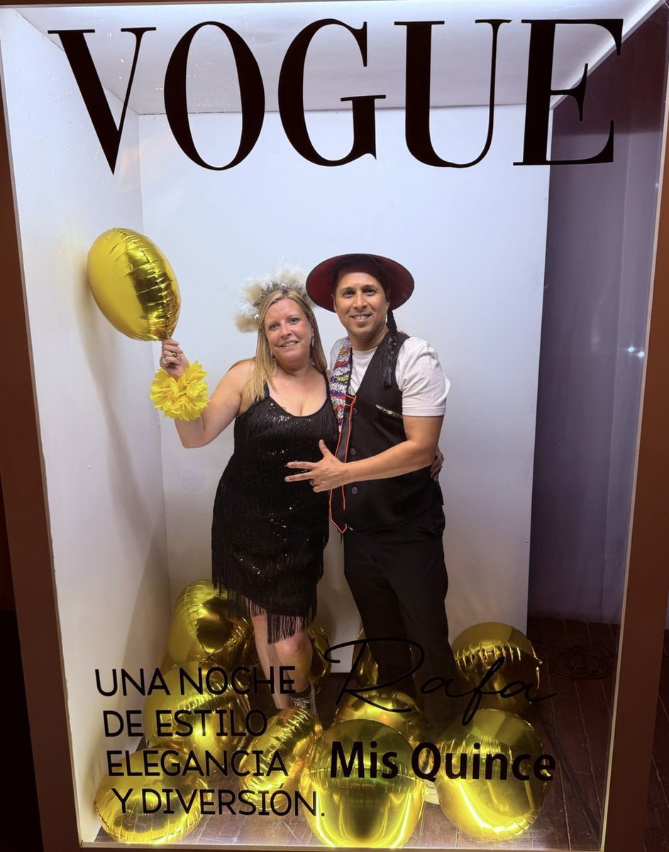 La noche soñada de nuestra Rafaella 👸🏼🌟🥰 Que la vida te permita cumplir todos tus sueños. Nosotros estaremos allí siempre. Felices 15, mi vida!!! Te amo!!! ❤️❤️❤️