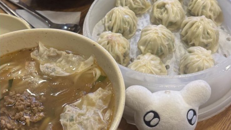 mnteureuse's tweet photo. 영원히 12월이고싶어라 https://t.co/b5GEVSnSBy