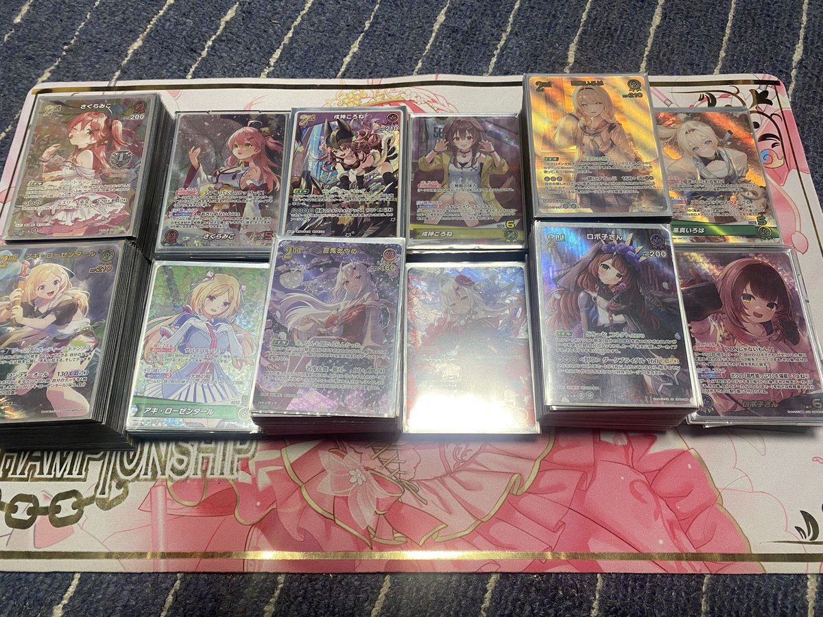 研究中のデッキたち。 ムーナ、ラオーラもあるけどあらかた理解した