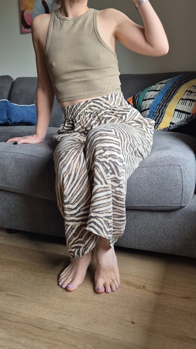 Australian_Hope's tweet image. What colour pedi would suit me best?