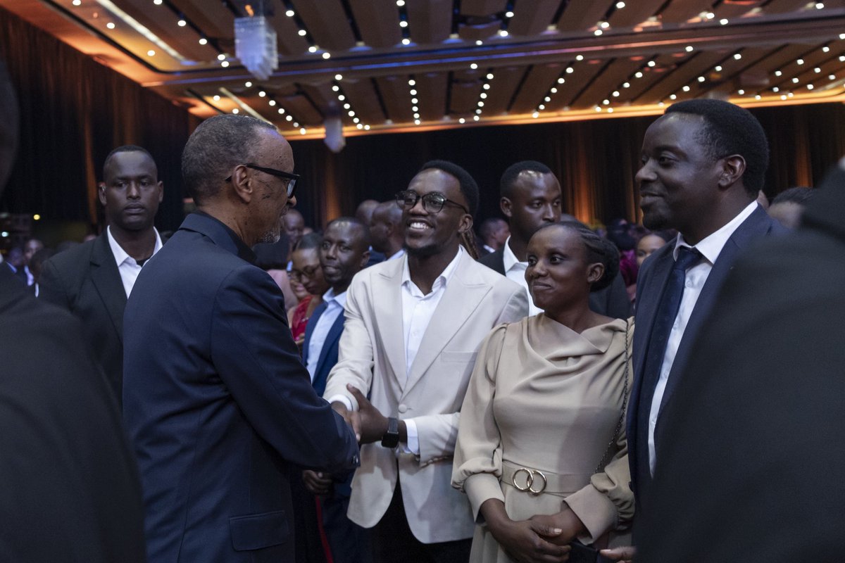 NgogaRicky's tweet photo. Grateful for the invitation and a memorable end-of-year celebration. A blessing to be led by a President who believes in the youth and invests in the future. 🇷🇼🇷🇼🦁 https://t.co/j9eTAMzqzt