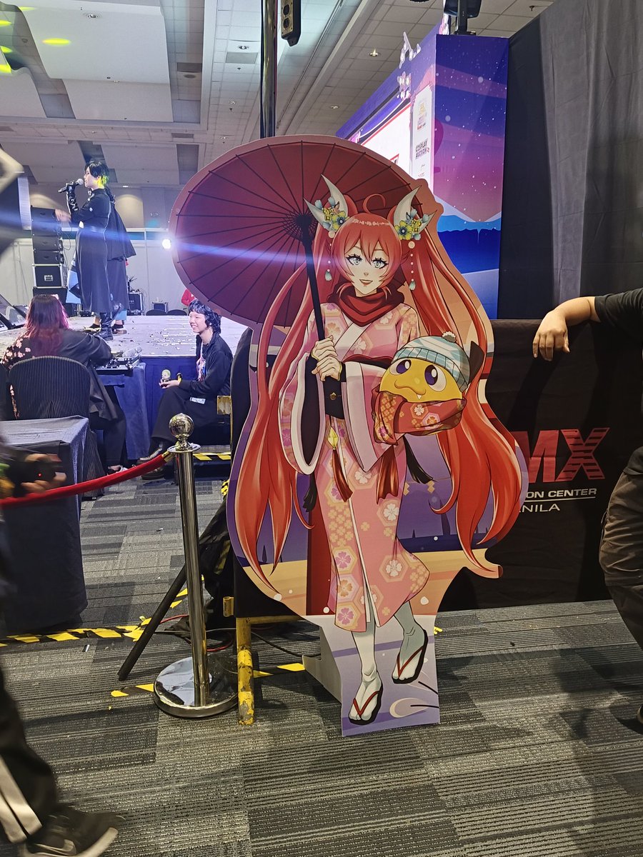 ppgaeb's tweet image. Wasn't expecting to see a bunch of furs today at Cosmatsuri D3, but when I did, it immediately made my night :)

+ arlo, jay, dracen, koi, smite, and the fur beside smite -- I couldn't ask for your name :(
 
feat. the standee I bought (regretfully)
#Cosmatsu2025 #CosMatsuri2025