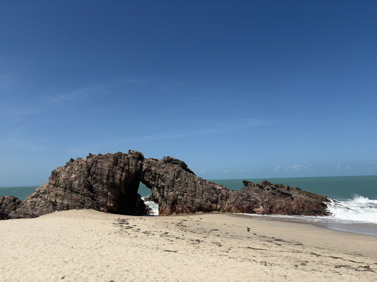 kookvdevil's tweet image. sou tao patetica que to lendo au byler com essa vista