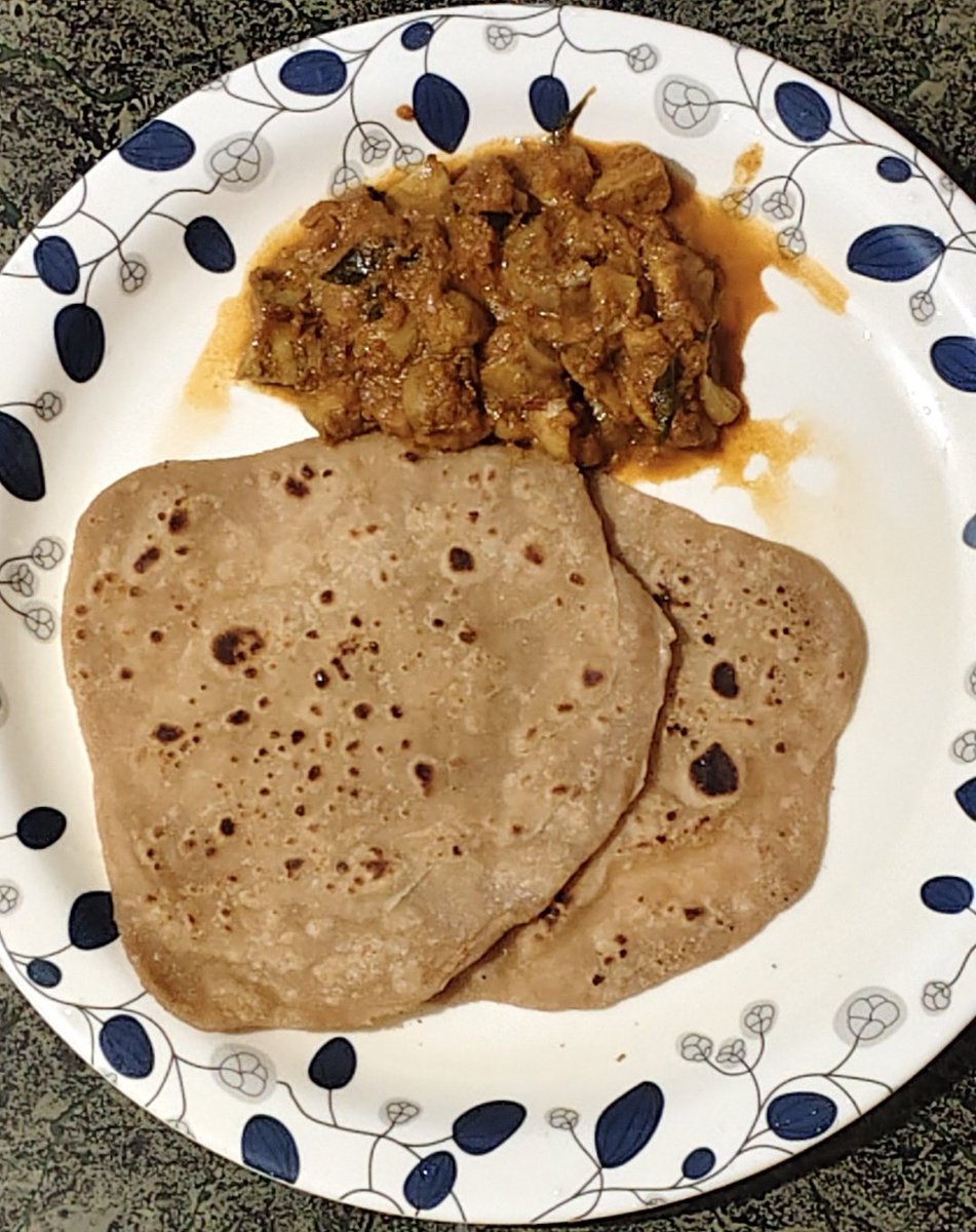 wings_twitz's tweet image. Chapathi with mushroom masala

#dinnertime #yummy #tasty