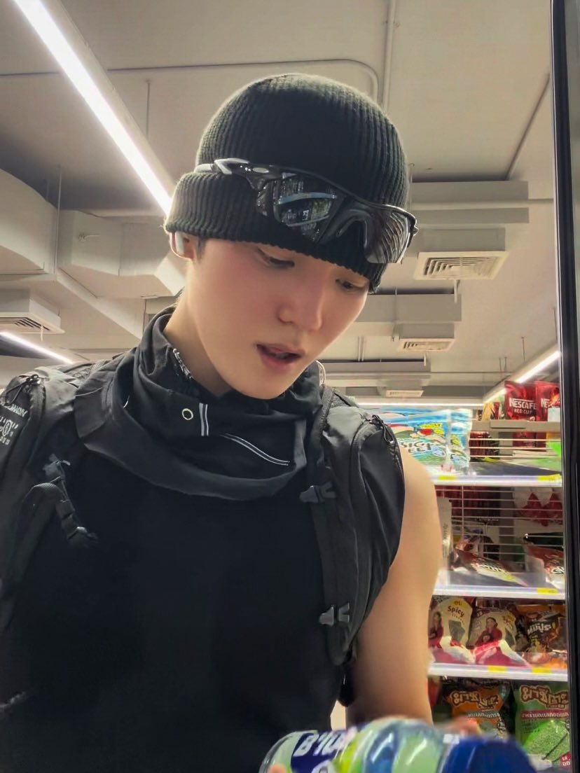 taeoxofiles tweet picture