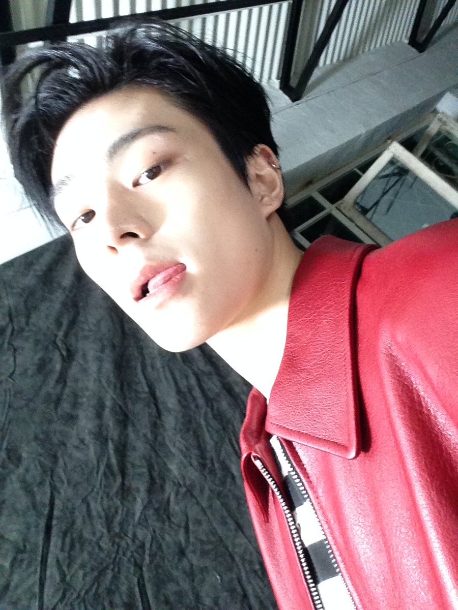 WHIB_ON's tweet image. HAPPY KIMJUNMIN DAY 🐺

#WHIB #휘브 #KIMJUNMIN #김준민