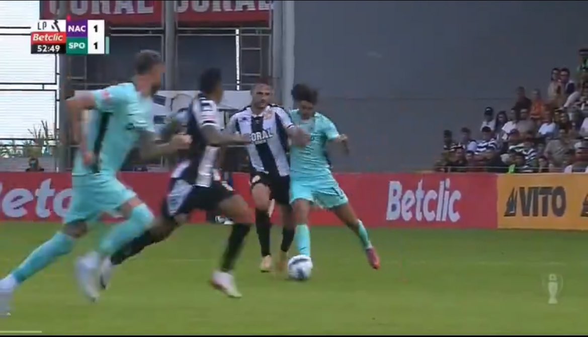Tiago Silva tweet media