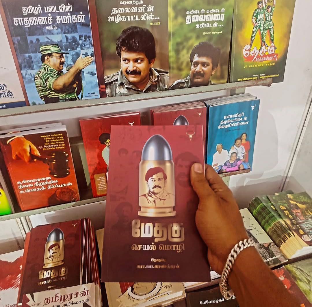 prathap529's tweet photo. வீர கதைகள் படிங்கடா....

கூத்தாடி பின்னாடியும் .....

சீல கிழிஞ்சவ பின்னாடி சுத்தாதீங்கடா..,
💯💯💯💯 https://t.co/OsyzlzVZMP