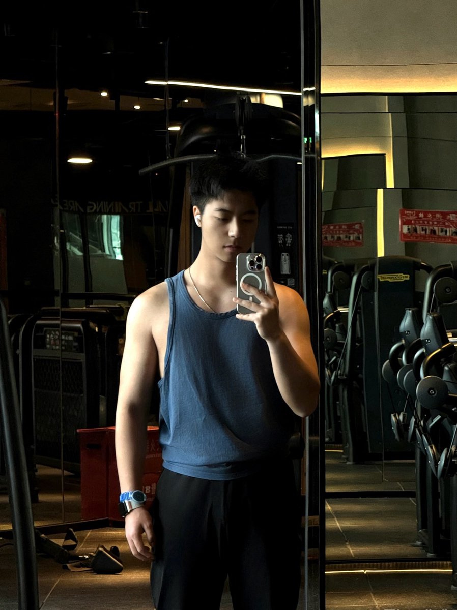 _buzzbu22's tweet image. 准备好和2025说拜拜了吗