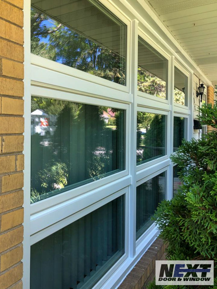 NextDoor_Window's tweet image. Fresh windows don’t just update a home, they elevate it. This Lombard project shows what’s possible with Infinity by Marvin. Ready for your new year's transformation? bit.ly/4igHtLC