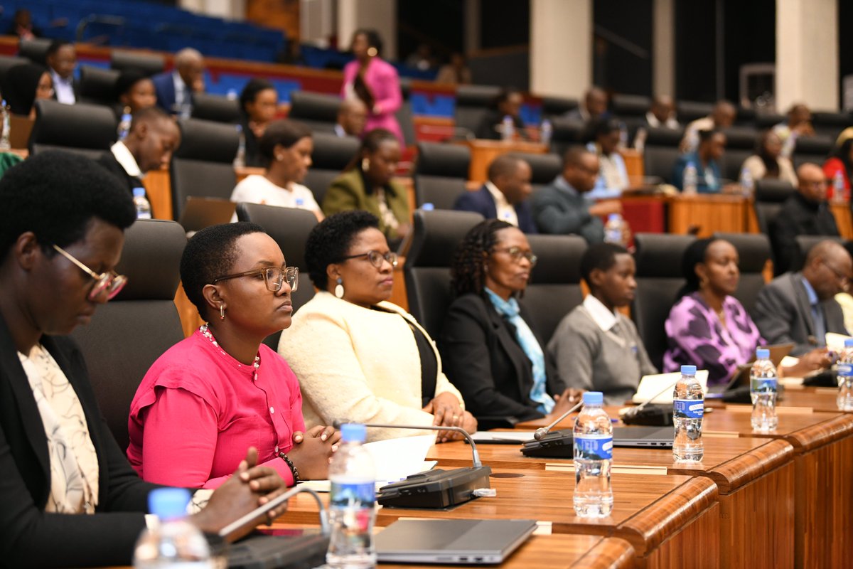 unwomenrwanda's tweet image. Today, @RwandaWomenMPs &amp;amp; @unwomenrwanda convened diverse stakeholders at @RwandaParliamnt for a rich intergenerational dialogue to shape collective action to build resilient, safe &amp;amp; empowered families-the foundation for #Rwanda’s future leaders &amp;amp; accelerated national development.