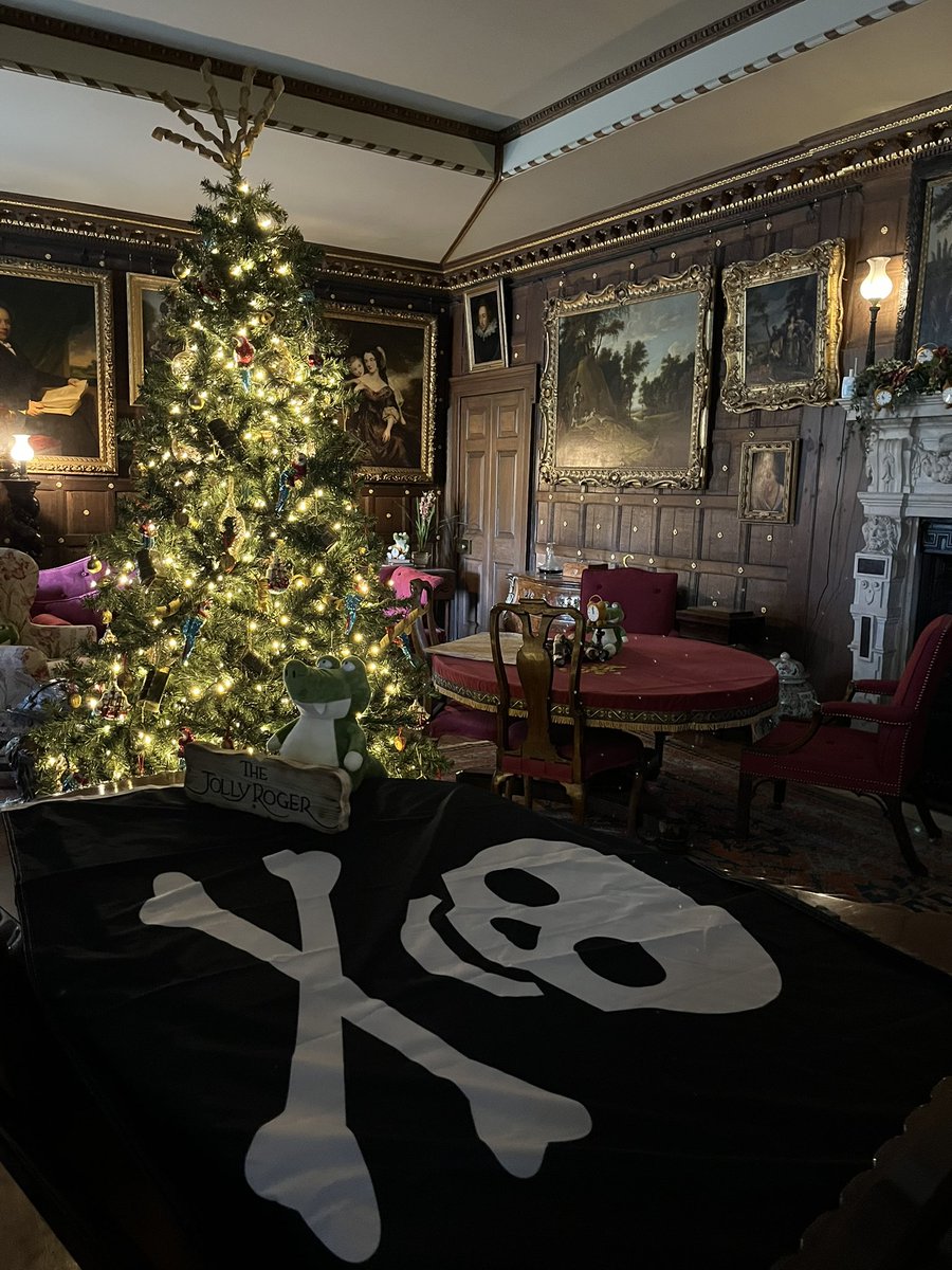 Amy Savage tweet media