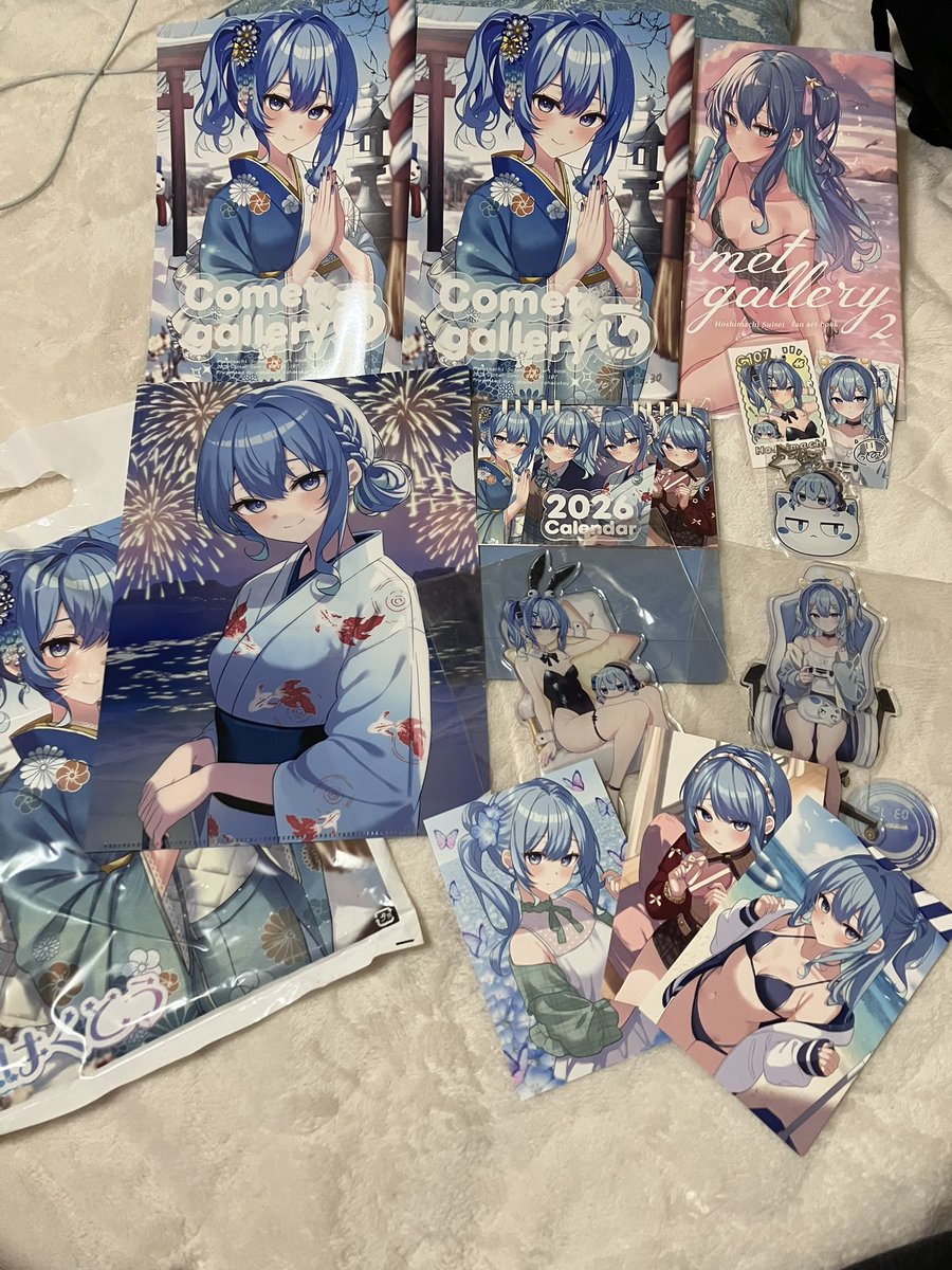 こはく先生(@coha350)の新刊セットとアクスタチェキセット購入しました