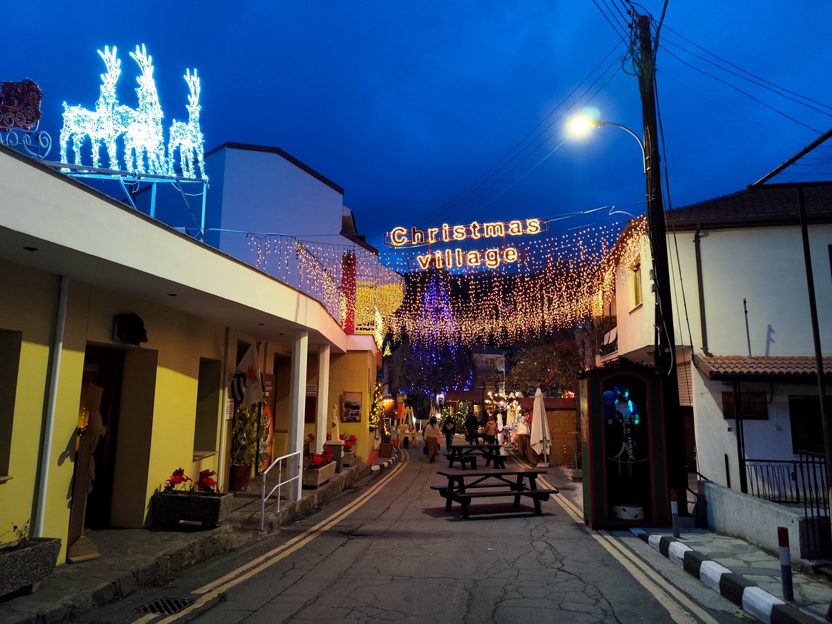 EEftychiou's tweet photo. Magical Christmas at Kyperounta https://t.co/Q0Jfkl4jB6