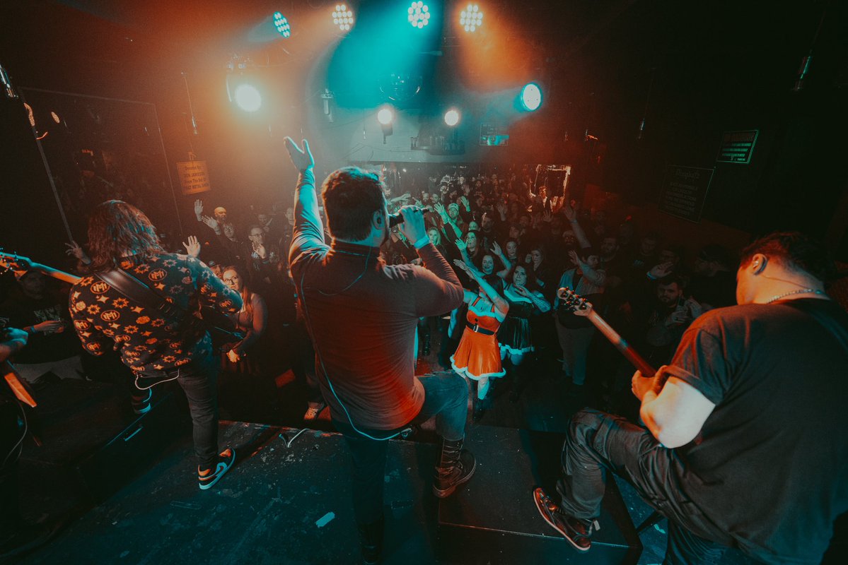 What a way to end the year. Thank you NJ you ALWAYS show up for us and we’re so happy to call you home 🫶🏼

Until next year ✌🏼 

📸: <a href="/AJCPhotographee/">Alex</a> 

#metal #metalband #metalcore #heavymetal #metalmusic