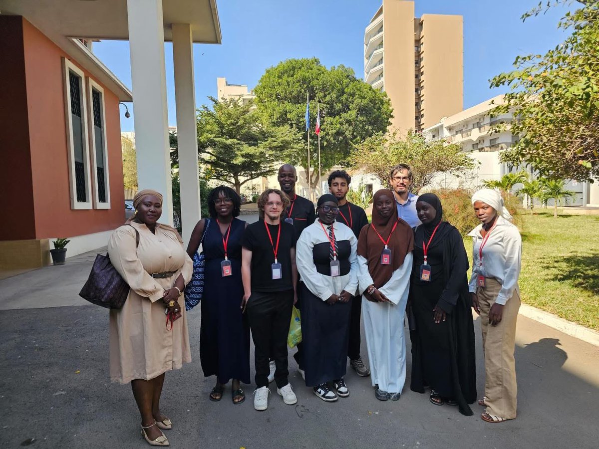 Simple action citoyenne tweet media