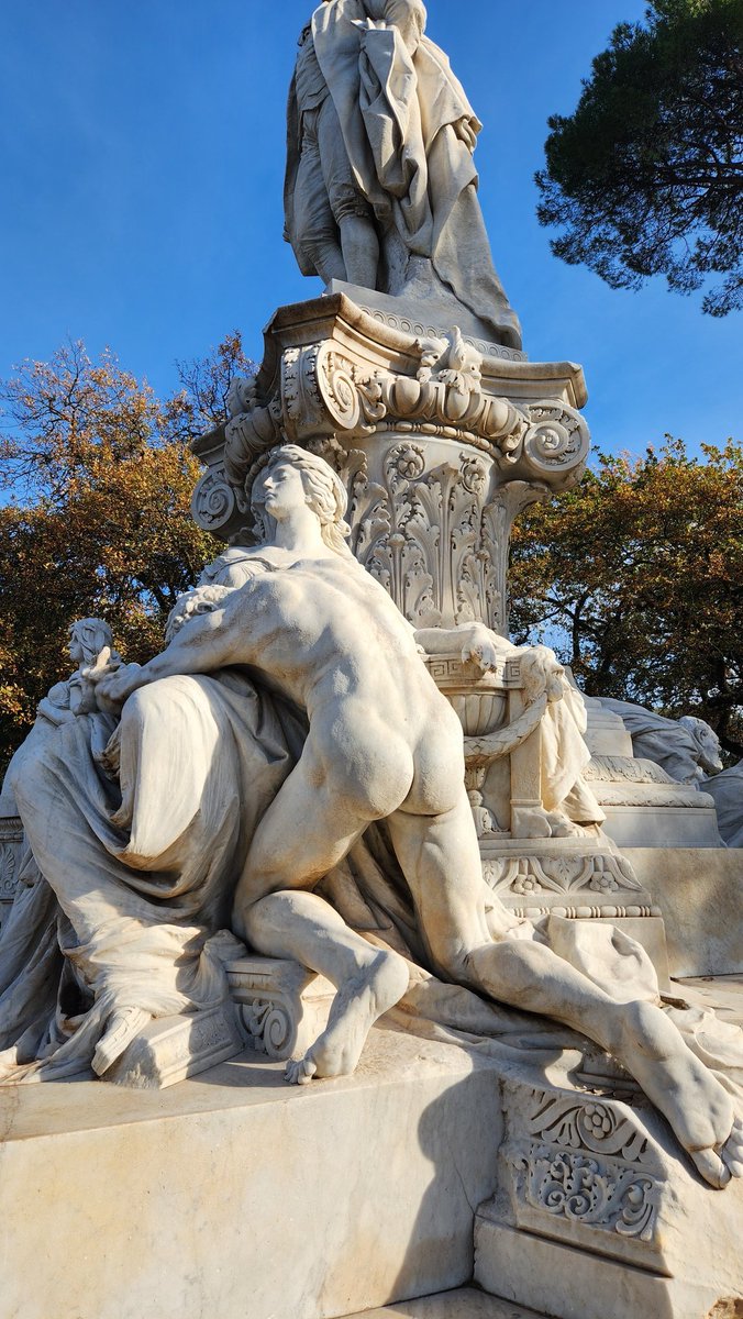 Ted Colapinto tweet media