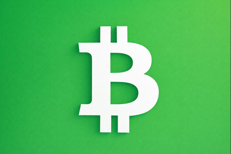 One of Bitcoin’s biggest gaps wasn’t security or trust, it was practicality.

You either held BTC and accepted volatility, or you left the ecosystem to use stable dollars.

ZenChain changes that by bringing Bitcoin into a cross-chain world where it can actually move, earn, and