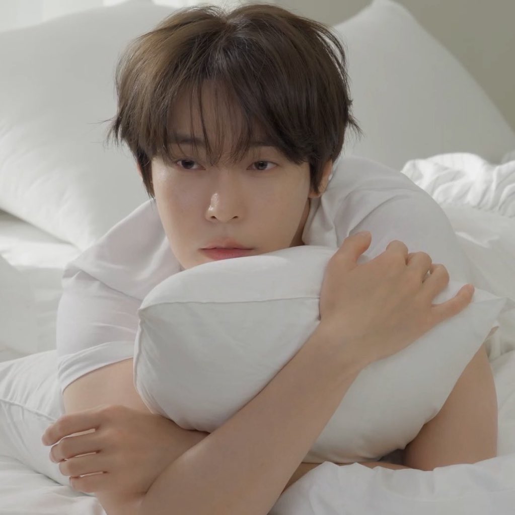 seeeesky's tweet image. ถูกใจโดรึนนัก