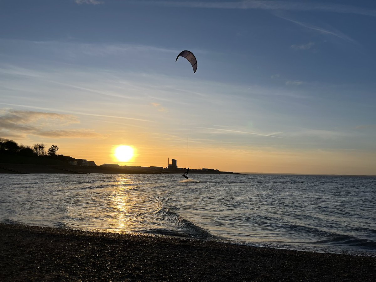 tweettankerton tweet media