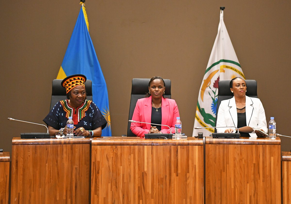 unwomenrwanda's tweet image. Today, @RwandaWomenMPs &amp;amp; @unwomenrwanda convened diverse stakeholders at @RwandaParliamnt for a rich intergenerational dialogue to shape collective action to build resilient, safe &amp;amp; empowered families-the foundation for #Rwanda’s future leaders &amp;amp; accelerated national development.