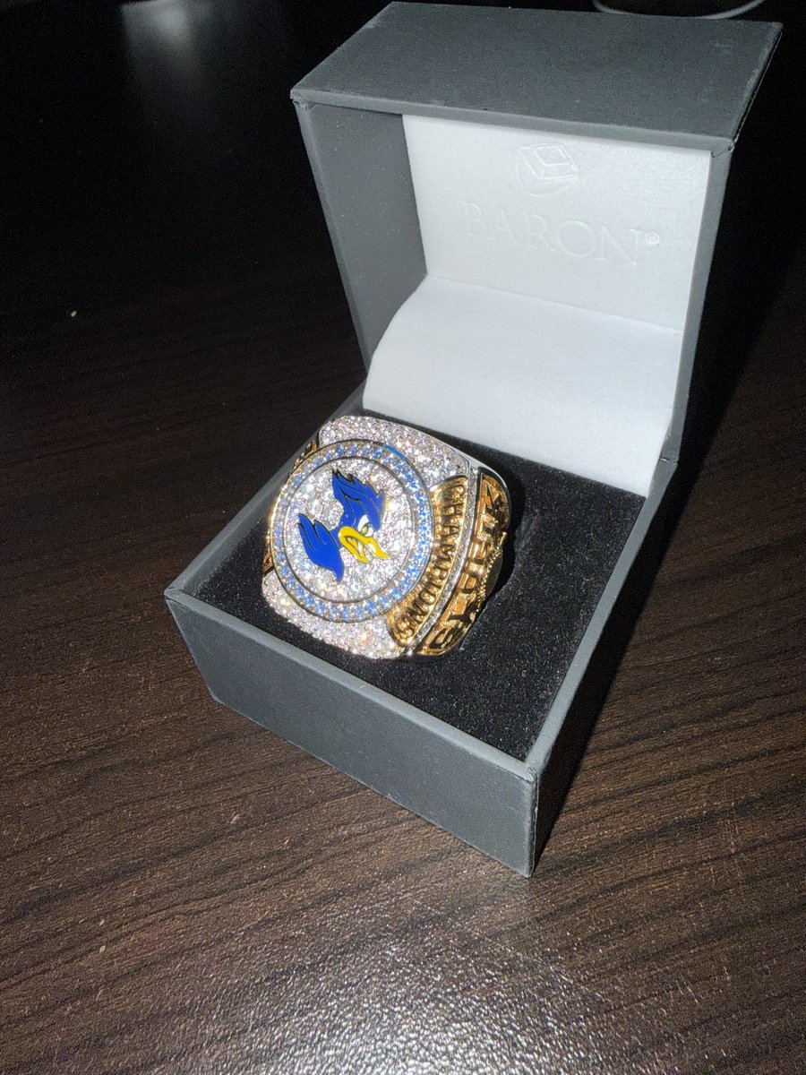 Nick Slogik tweet media