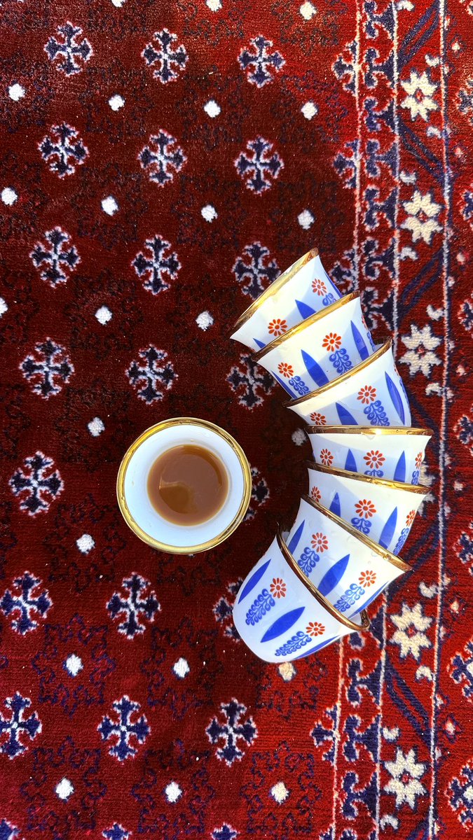 _4tami's tweet image. أنت ياوجهٍ خلقه الله على الدنيا شفاعه
لو يجي وجهك بوجه المر صار المر حالي .