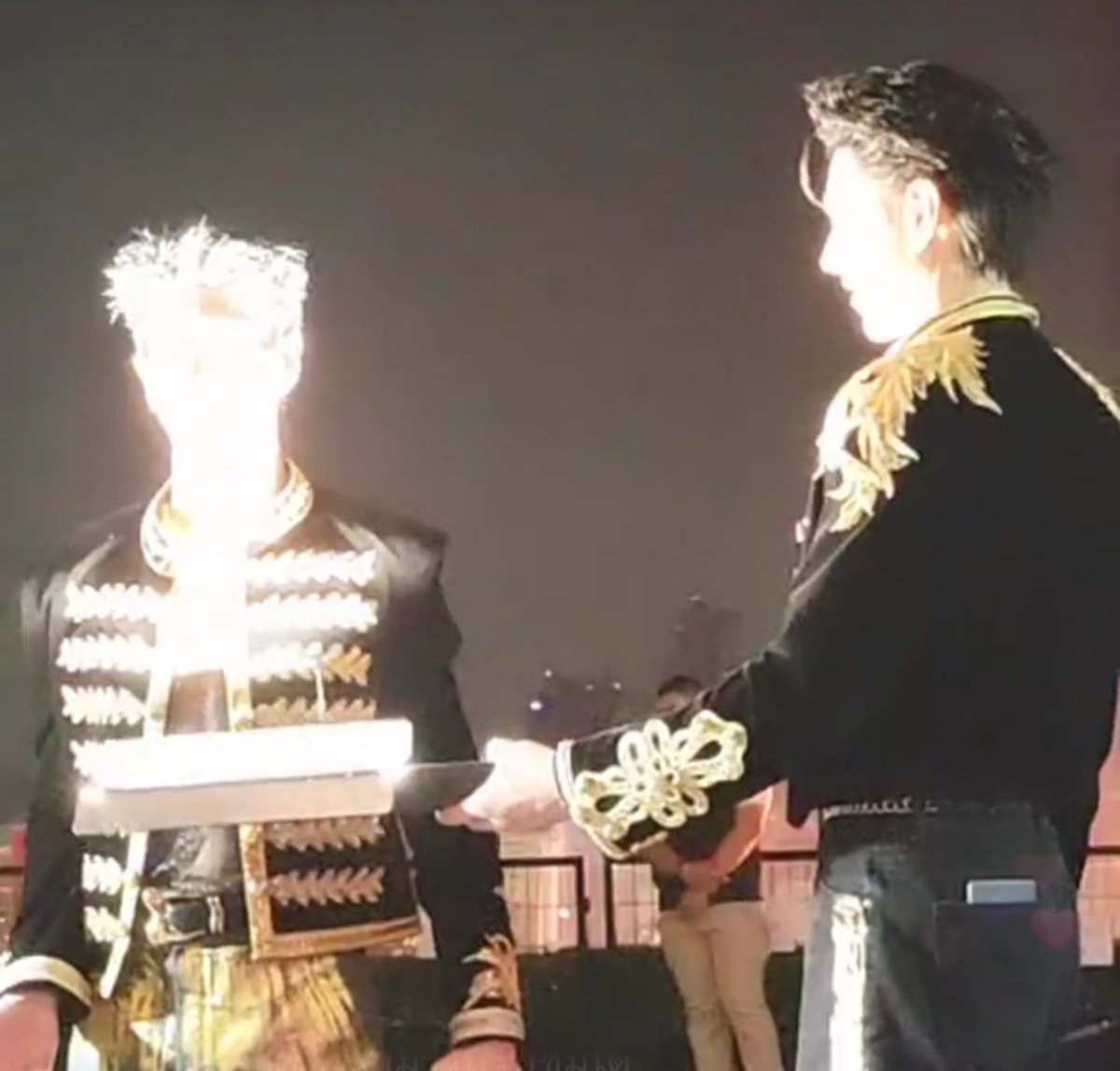 ที่มาของคำว่าเป็นแก้วเป็นแสง555555556555555555555555555555

#ต้าห์อู๋ออฟโรด #DaouOffroad