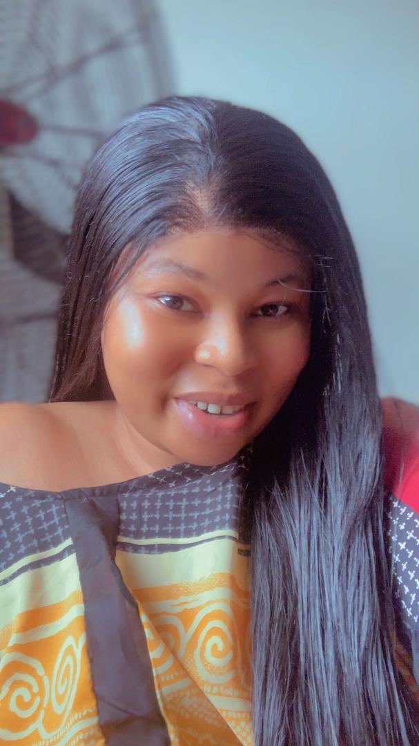 jaymykittystar's tweet photo. A smile is the best makeup any girl can wear.” https://t.co/tmttxVDtk7