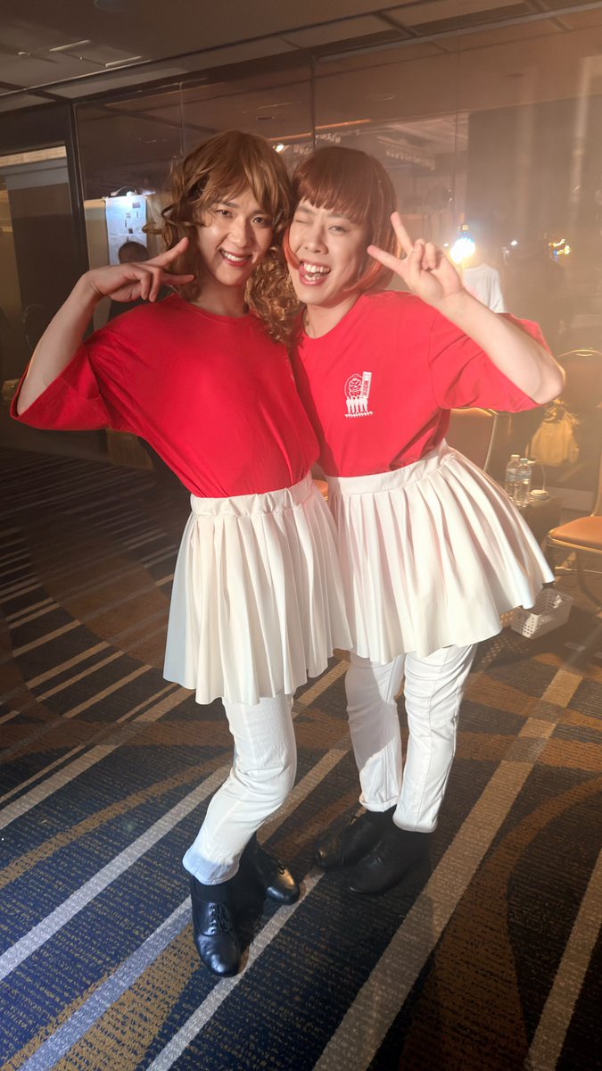 YOUSAYSAY's tweet image. コンボイパーティ、全日程終演！！

たくさん、たくさんの愛をいただきました。
この愛を愛返しできるよう、今後も精進します！
ご来場ありがとうございました！

お楽しみはこれからですよ😉