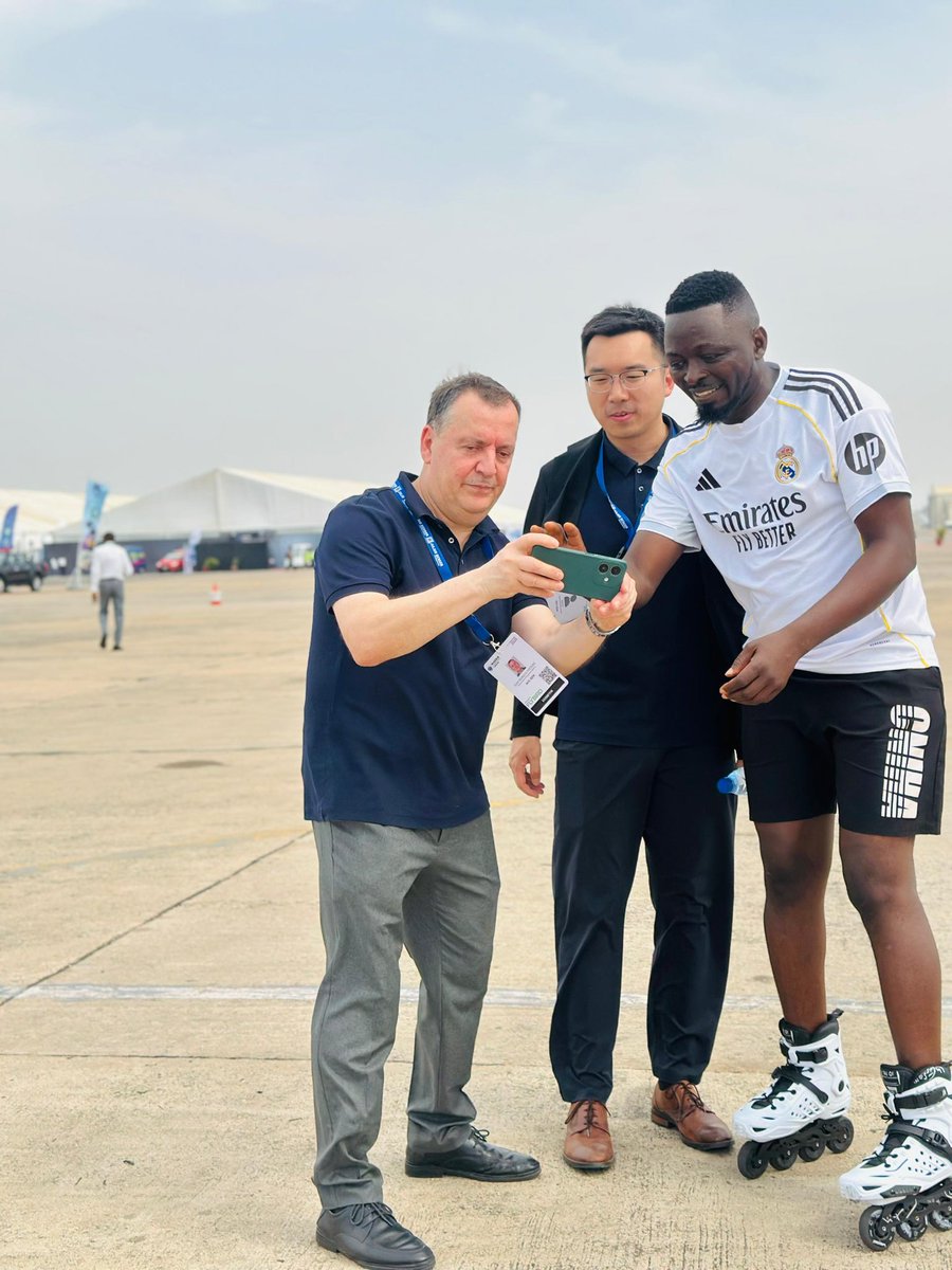 sphadion's tweet photo. Thank you Nigerians, @GWR for the fastest speed slalom on 20 cones done and dusted. https://t.co/pMGiuyIoTn