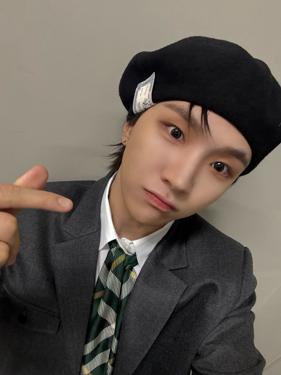 똥개 운학 tweet media