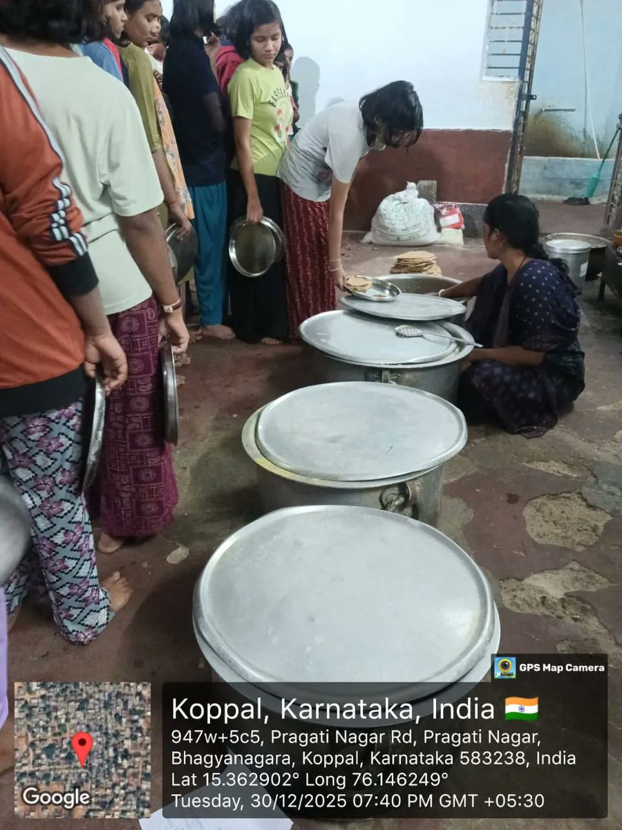 dbrars833's tweet photo. Dinner  #SocialAudit_SWDMeals #SocialWelfare_Karnataka https://t.co/PfaQuEkeIs