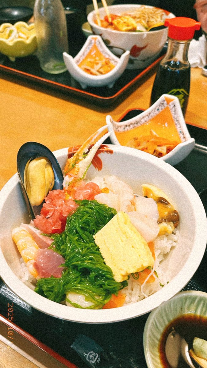 ritosandao's tweet photo. あと3ヶ月と言っていた3ヶ月も秒で終わった。

岩手旅行……海鮮最高👍
福島旅行……天気残念、リベンジします！
ミゲルのイベント……最終日ともあって人が😵
ユニバ……職場でヌーピー好きな人と意気投合‼️速攻予定立てて行った🤣 https://t.co/ca67U4HOg0