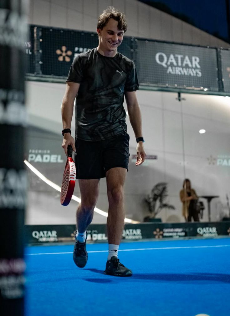 oscar piastri’s thighs tweet media