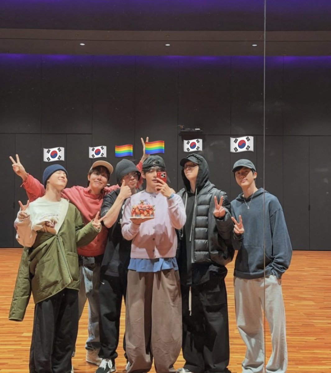 mnivkoo's tweet image. 