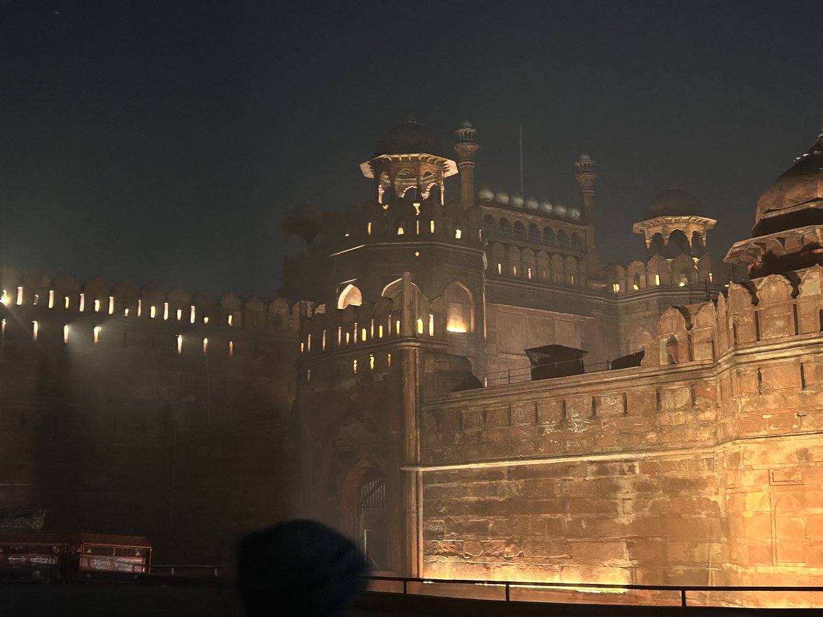abantika77's tweet image. For anyone who hasn’t seen it yet

The #RedFort Light and Sound show “Jai Hind” is an unmissable spectacle