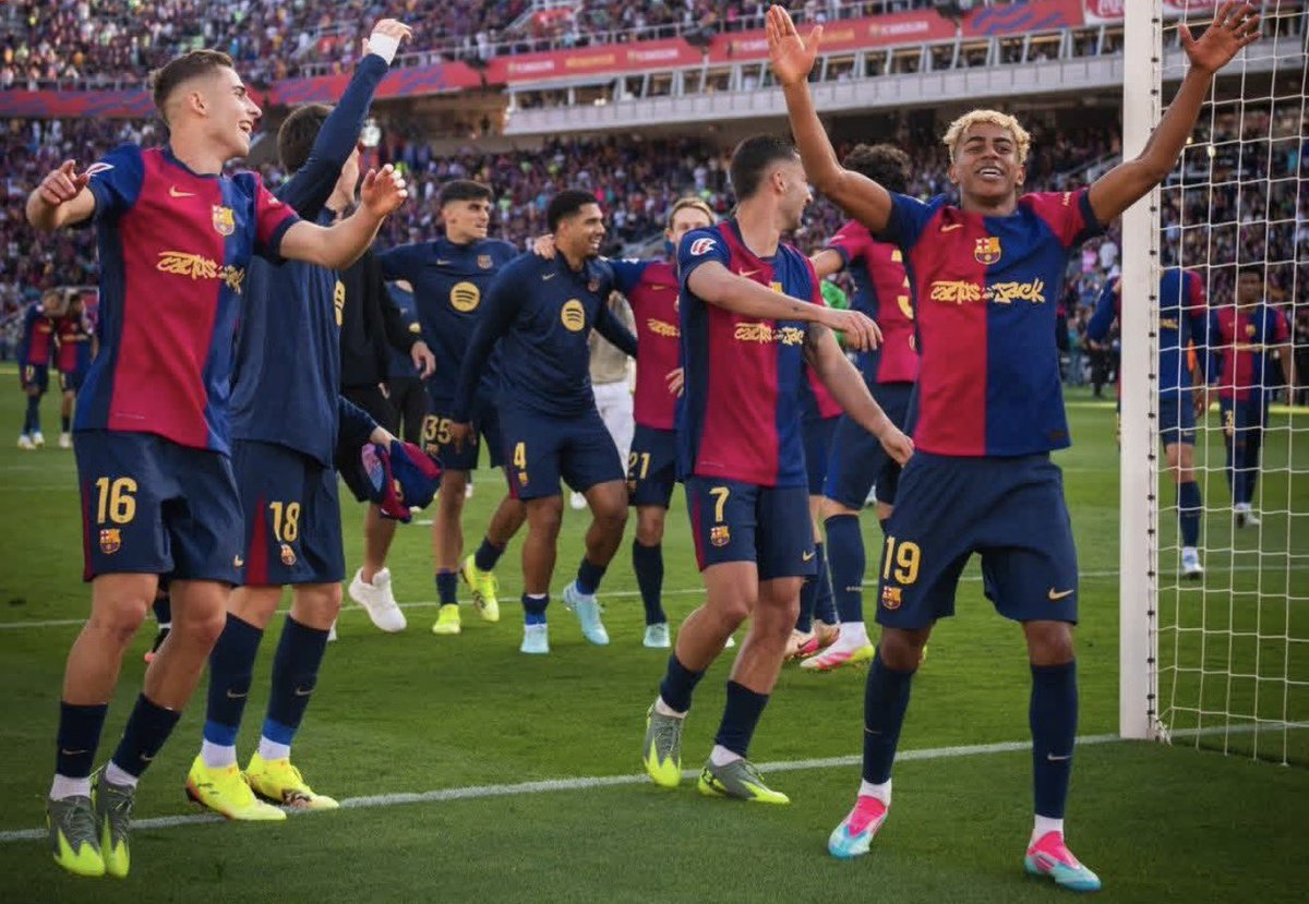 Its very painful when you spend a lot and somebody spends less than you and gets access to what you are looking for…

Real Madrid fans I understand the pain 😂😂😂

It happen to me in nursery 2 my daddy bought me 1 expensive pencils, school bag and sandals and the pupil who