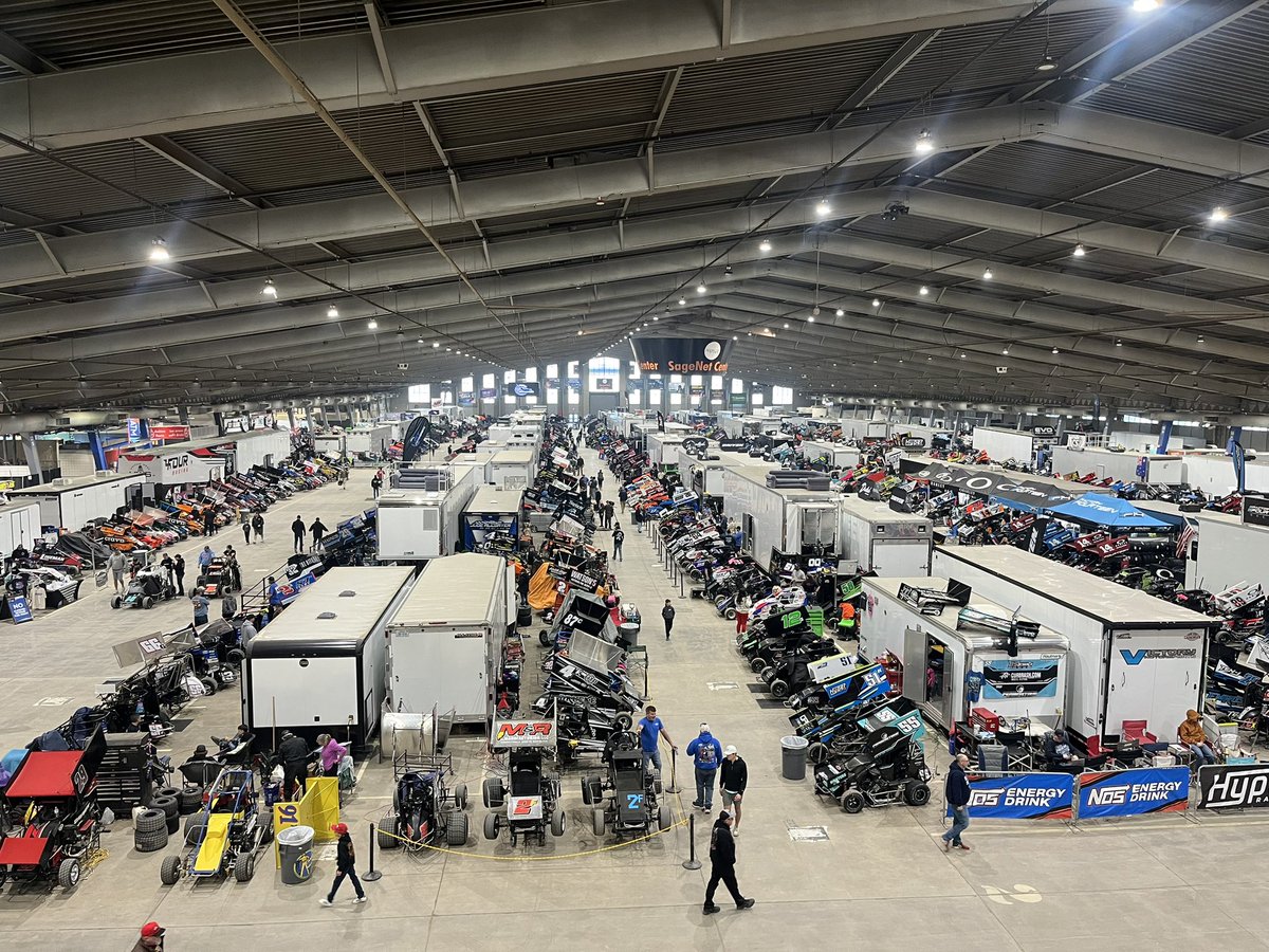 BlakeAnderson's tweet image. Busy day of racing on @FloRacing. We are live. Hope you can tune in!