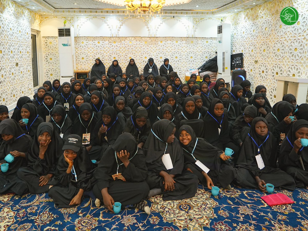 SZakzakyOffice's tweet photo. Leader Sheikh Ibraheem Zakzaky (H) met with student participants of the Islamic Vocation Course (IVC) yesterday, 29 December 2025, at his residence in Abuja. The IVC is designed for students from both levels of education, across different classes. https://t.co/wZe5ZWsIpP