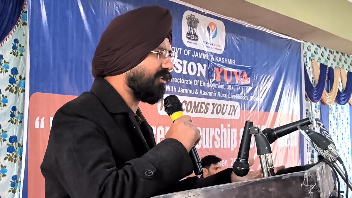 deccdoda's tweet photo. Glimpses from the Mega women Entrepreneurship &amp; SHG Mela held at District Doda under Mission YUVA. Event showcased women-led enterprises, SHG products,&amp; entrepreneurial initiatives,skill development &amp; livelihood generation.#MissionYUVA #Dodadistrict #womenentrepreneurship #SHGs https://t.co/2sLVK7SaSp