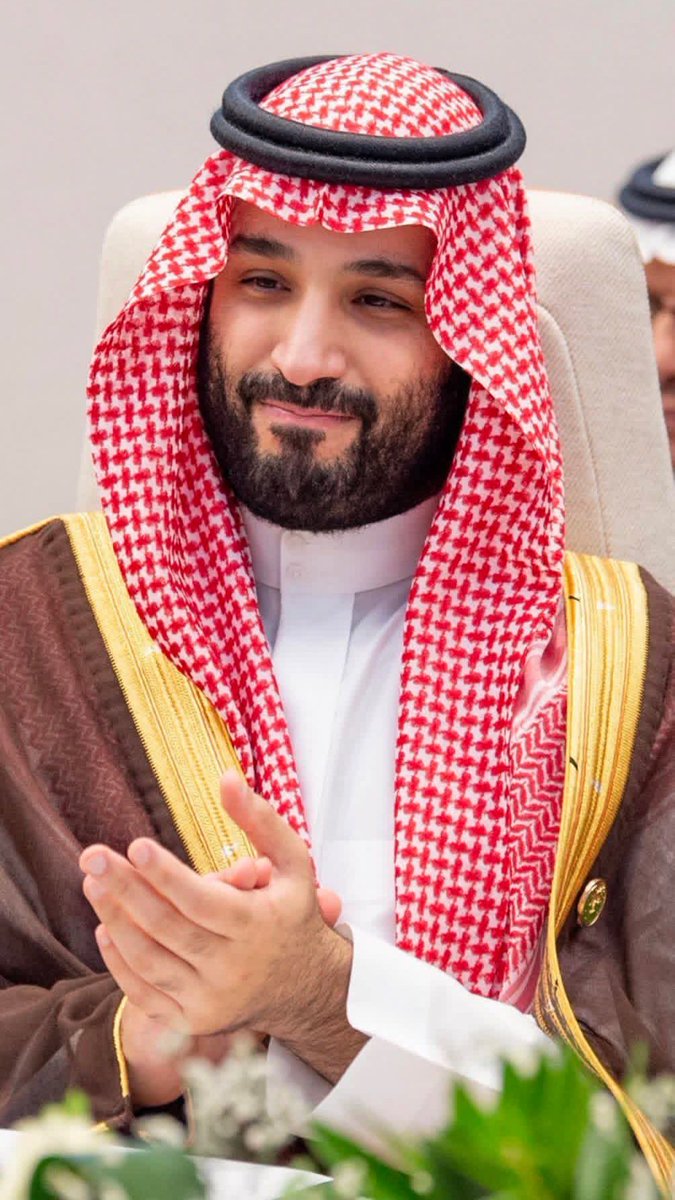 إذا راهنت راهن على الملوك، لاتراهن على عملاء ولا تابعين يبيعوك عند أول منعطف.