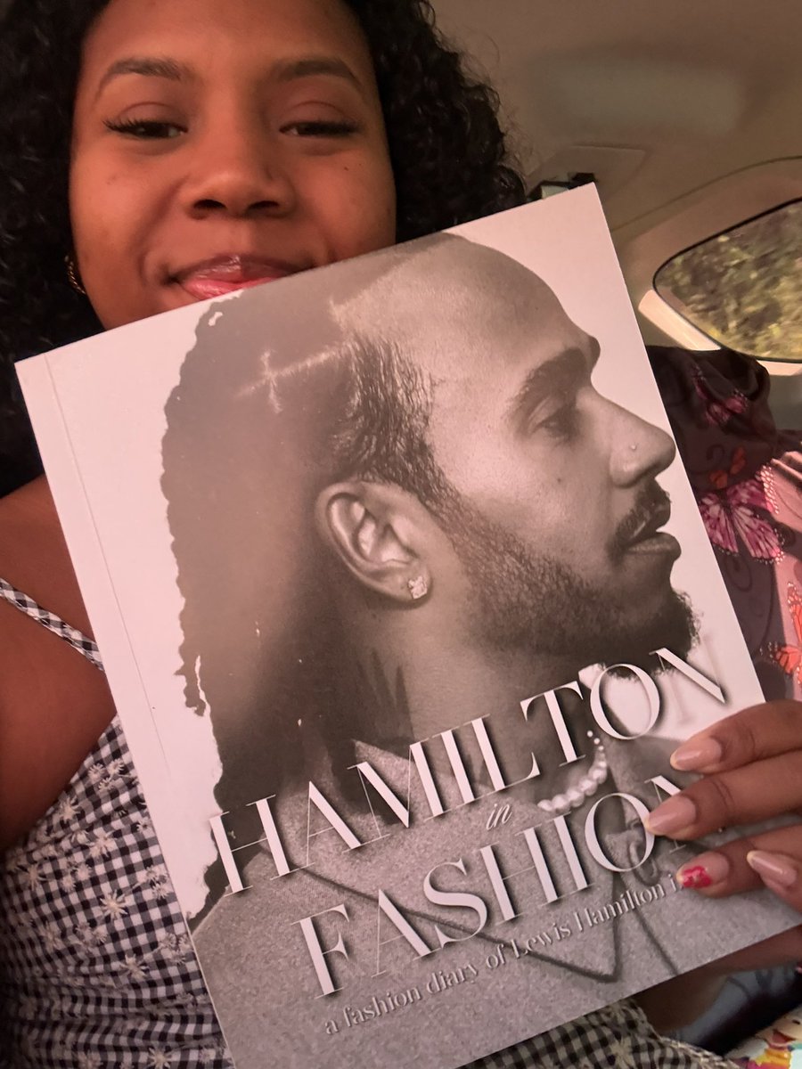 hillary🌻 tweet media