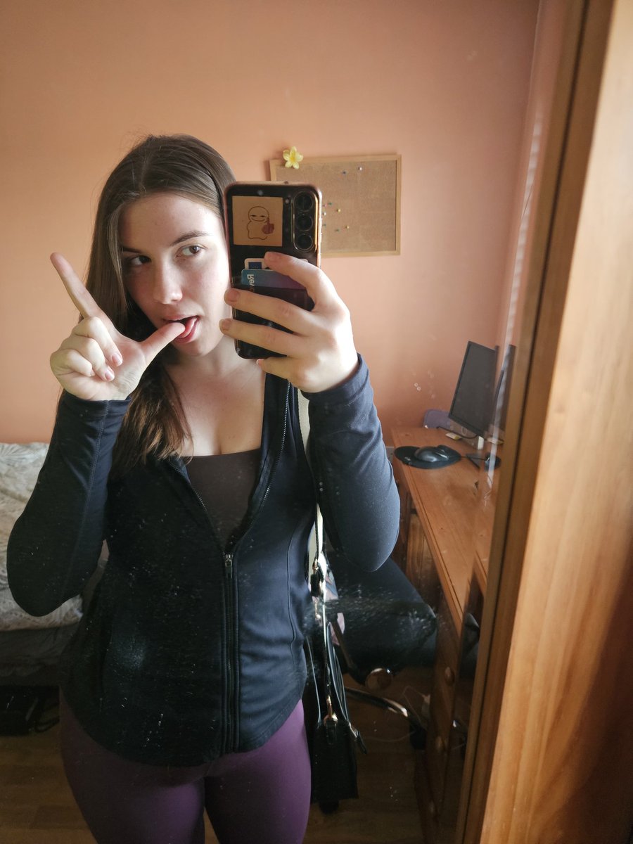 Queen Neevy tweet media