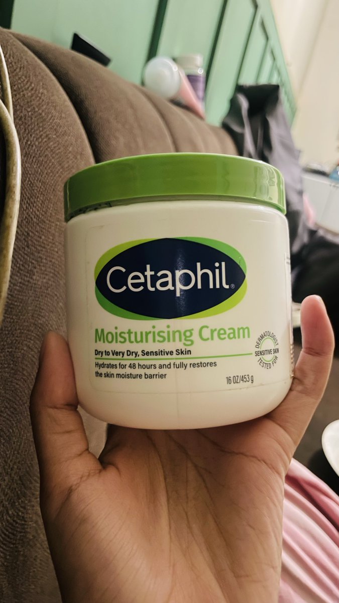 chonessa tweet media