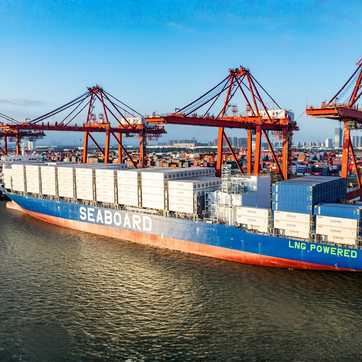 Cleaner technology. Smarter shipping. 🌱
Our LNG-powered vessels help reduce emissions and improve fuel efficiency across key regional routes, supporting a more sustainable future for ocean transportation.

#SeaboardMarine #WeBringYouCloserToYourCustomers #SustainableShipping