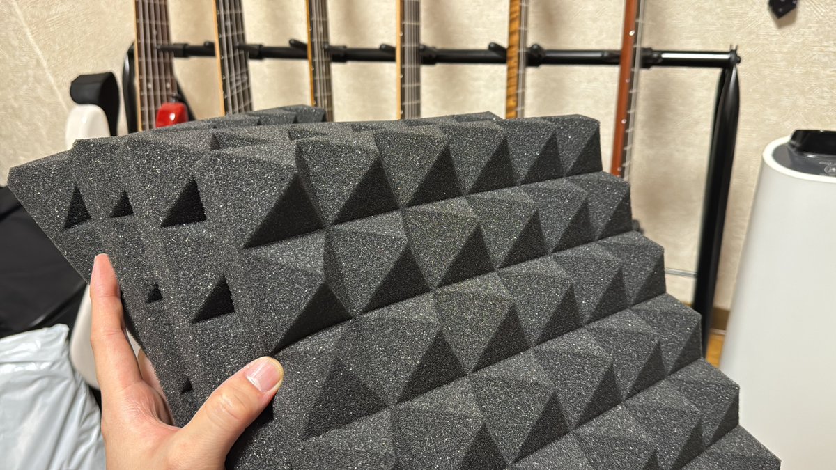 年末にやることと言えば

部屋のデッドニング